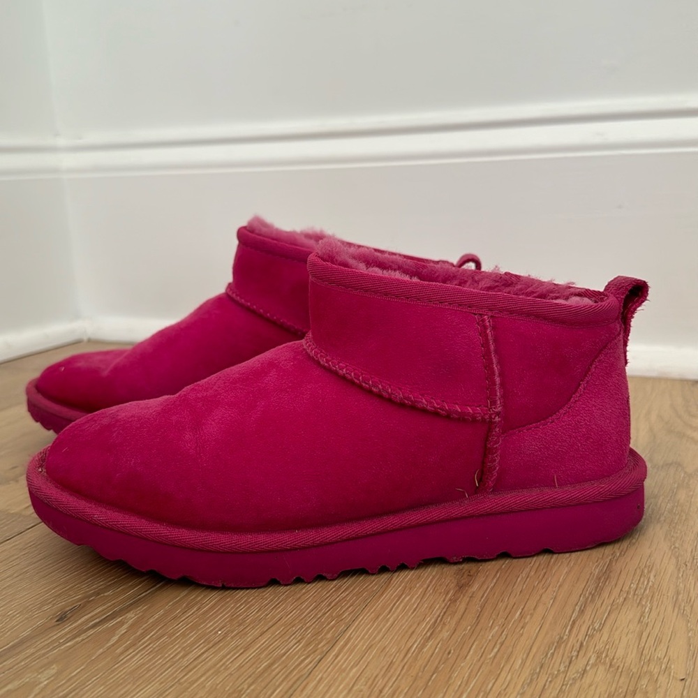 Ugg Classic Mini Boots Size 4 Hot Pink